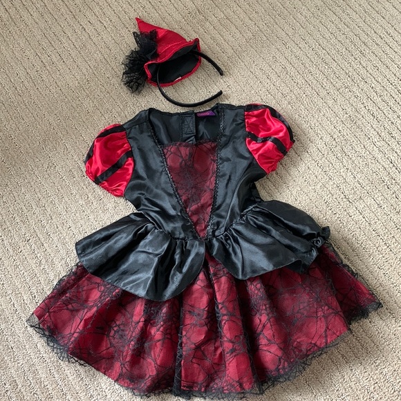 “SOLD”Halloween Girl Witch Costume US4 - Picture 1 of 13